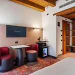 أويروستارزريزيدنسا كاناريجيو 4* البندقية